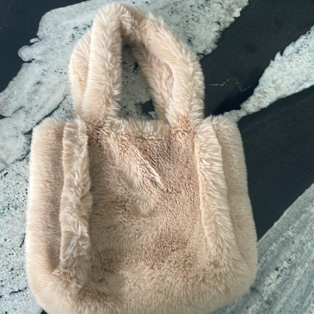 Beige fur purse